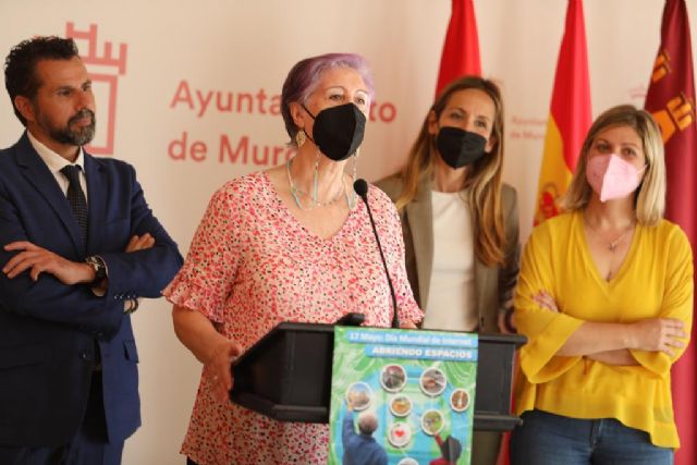El Ayuntamiento de Murcia celebra el Día Mundial de Internet poniendo el foco en las personas mayores para que se conecten sin miedo - 2, Foto 2