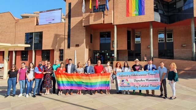 Con motivo del 17 de mayo, Día Internacional contra la LGTBIfobia, el Ayuntamiento de Molina de Segura pone en marcha un servicio de apoyo y asesoramiento en materia LGTBI+ - 1, Foto 1
