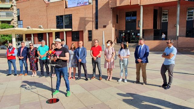 Con motivo del 17 de mayo, Día Internacional contra la LGTBIfobia, el Ayuntamiento de Molina de Segura pone en marcha un servicio de apoyo y asesoramiento en materia LGTBI+ - 2, Foto 2