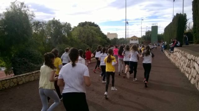 La Concejalía de Deportes organiza una jornada de campo a través escolar en la que participarán más de 1.300 alumnos lorquinos procedentes de 17 centros educativos - 1, Foto 1