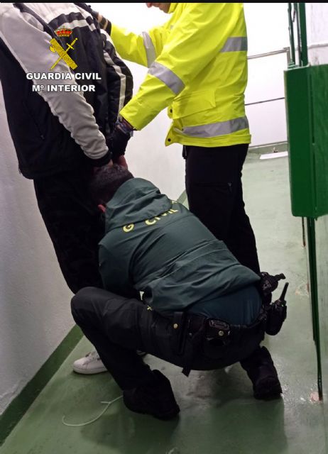La Guardia Civil detiene en Los Alcázares a un joven dedicado a cometer robos - 2, Foto 2