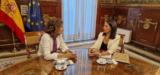 Isa Molino se reúne con la Ministra de Hacienda en busca de soluciones para hacer frente a la deuda del Ayuntamiento de Totana
