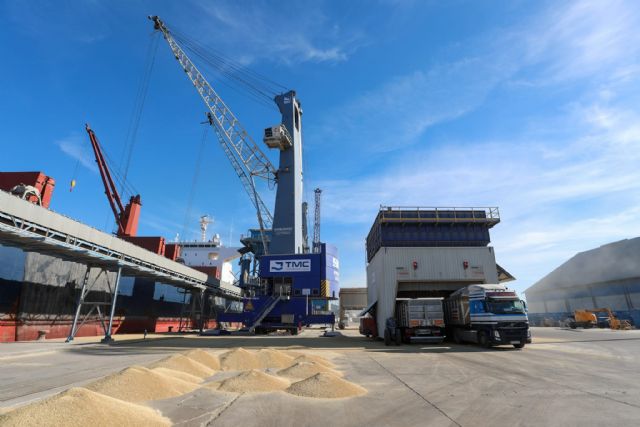 El tráfico de mercancías en el Puerto de Cartagena sigue en alza con cerca de 12,9 millones de toneladas movidas hasta abril - 1, Foto 1