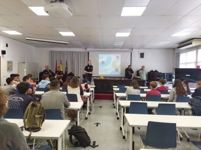 Los Colegios Santa María de la Paz y San Buenaventura Capuchinos ganadores del XXXIII Concurso de Educación Vial y Prevención de Accidentes - 2, Foto 2