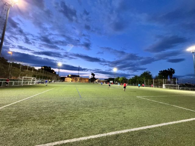 El Ayuntamiento de Murcia mejora la eficiencia energética del campo de fútbol de Patiño con nueva iluminación LED - 3, Foto 3