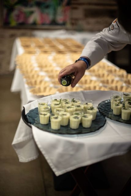 Centenares de personas participan en los showcooking del Festival Murcia Tres Culturas para conocer los secretos de la gastronomía judía, cristiana y árabe - 1, Foto 1