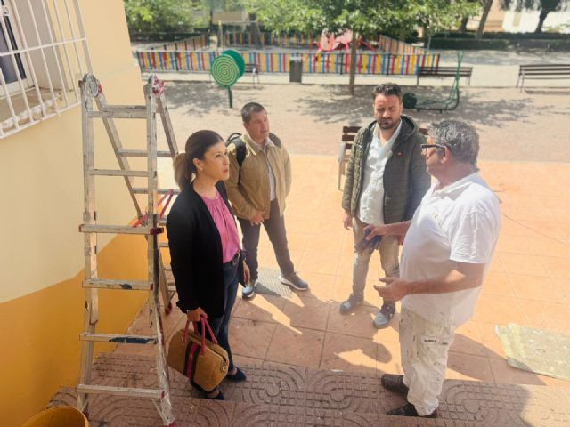 El Ayuntamiento de Lorca realiza una actuación de rehabilitación y mejora del local social del barrio de Los Ángeles y su entorno - 3, Foto 3