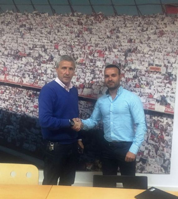 La Escuela de Fútbol de Los Alcázares y el Sevilla FC firman un convenio de colaboración - 1, Foto 1
