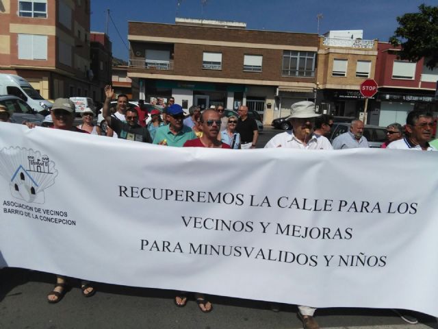 Cs Cartagena acompaña a los vecinos de La Concepción en su manifestación para denunciar el abandono del barrio - 2, Foto 2