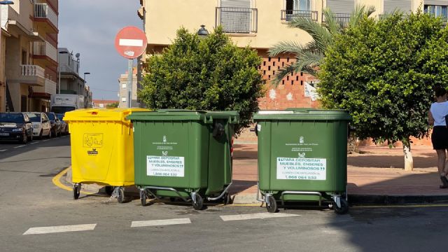 El servicio de recogida de basura renueva contenedores del centro urbano y otras zonas del municipio - 4, Foto 4