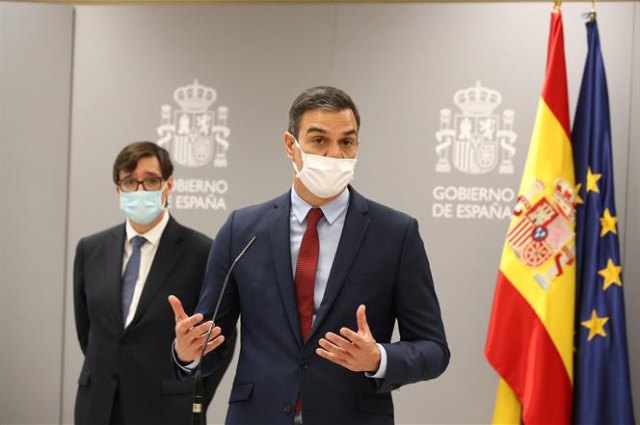 El presidente del Gobierno visita el centro de gestión y coordinación del COVID-19 - 4, Foto 4