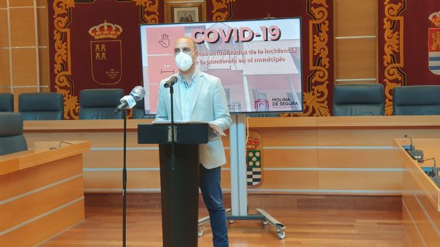 Unas 3.500 personas de 40 a 49 años serán vacunadas mañana viernes 18 de junio en la Ciudad Deportiva El Romeral de Molina de Segura - 1, Foto 1