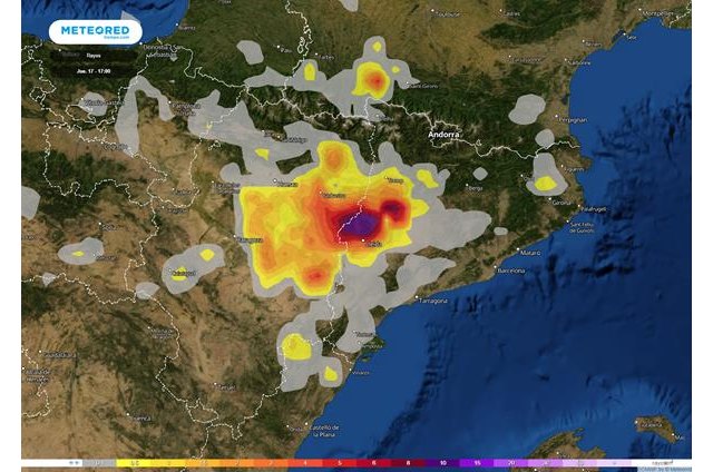Las tormentas más fuertes se registrarán esta tarde en Aragón y Cataluña, con mucha actividad eléctrica, lluvias intensas y quizás granizo., Foto 1