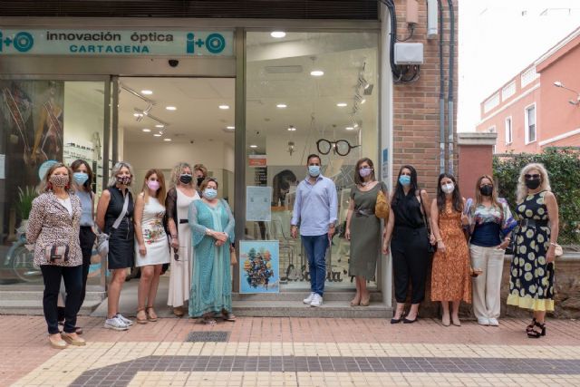 El proyecto Micro Abierto de Cartagena Ciudad Creativa llena de arte los escaparates de la ciudad - 1, Foto 1