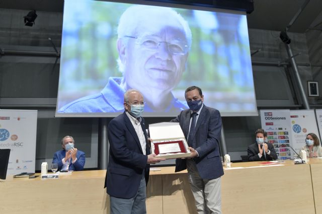 La III Noche de la RSC premia la trayectoria de Tomás Zamora, fundador de Pecrés - 2, Foto 2