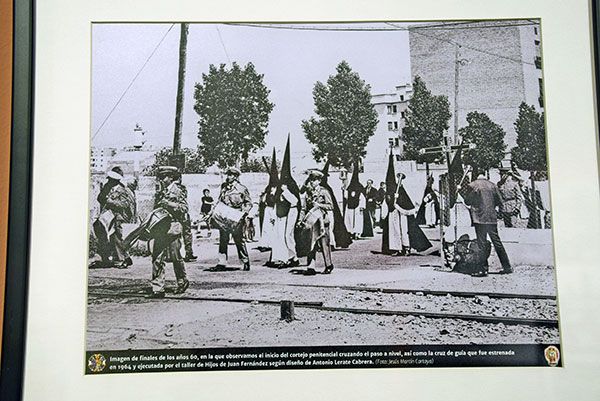 Exposición en la Fundación de Cajasol por el 75 aniversario fundacional de la Sacramental, Hermandad de Santa Genoveva - 4, Foto 4