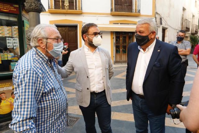 La Hermandad de Labradores Paso Azul felicita a Don Joaquín Castellar por la denominación de una placeta con su nombre, un merecido reconocimiento a su prolífera trayectoria artística - 2, Foto 2