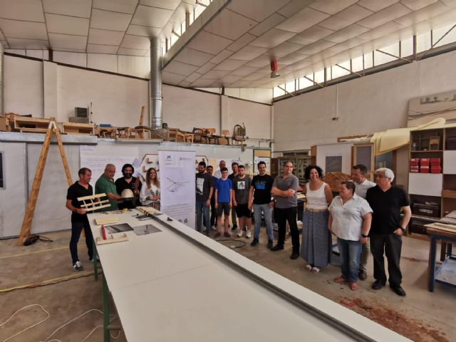 La biznieta de D. Juan de la Cierva ha visitado el IES José Luis Castillo Puche - 2, Foto 2