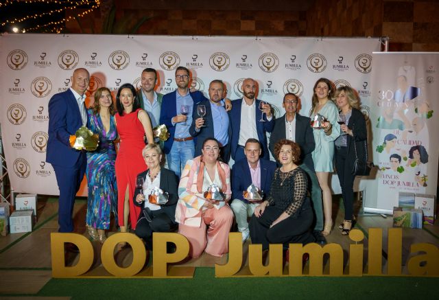 Bodegas Luzn, la ms premiada en el 30 Certamen de Calidad de los Vinos D.O.P. Jumilla, Foto 1