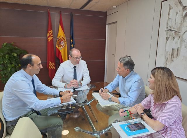 IES Bartolomé Pérez Casas de Lorca contará el próximo curso con una nueva línea de transporte escolar - 1, Foto 1