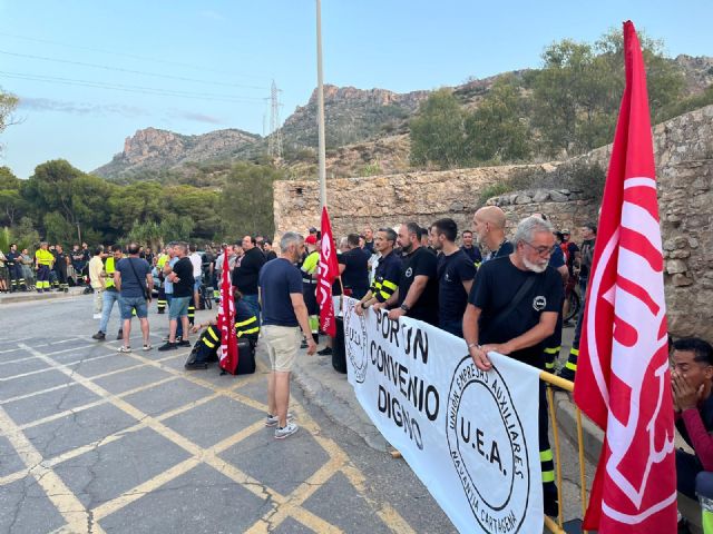 Comienza la huelga indefinida de los trabajadores/as del Metal regional - 2, Foto 2