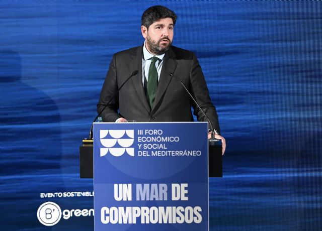 López Miras: Hay gobiernos que viven pendientes de resistir y otros que trabajan para construir - 2, Foto 2