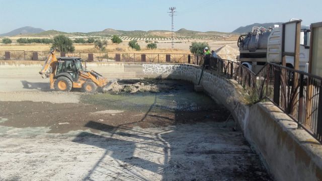 El Ayuntamiento y los vecinos de Doña Inés coordinan los trabajos de mejora en la zona del estanque - 4, Foto 4