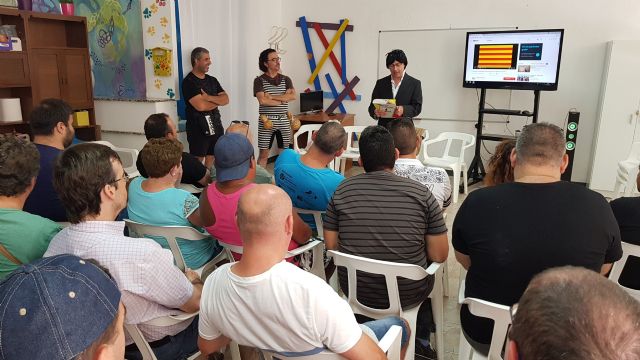 La Rata Loca desayuna con AFEMAC - 1, Foto 1