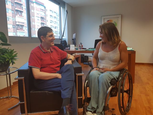 Salud estudia vías de colaboración para impulsar el deporte de personas con discapacidad en las áreas de salud - 1, Foto 1