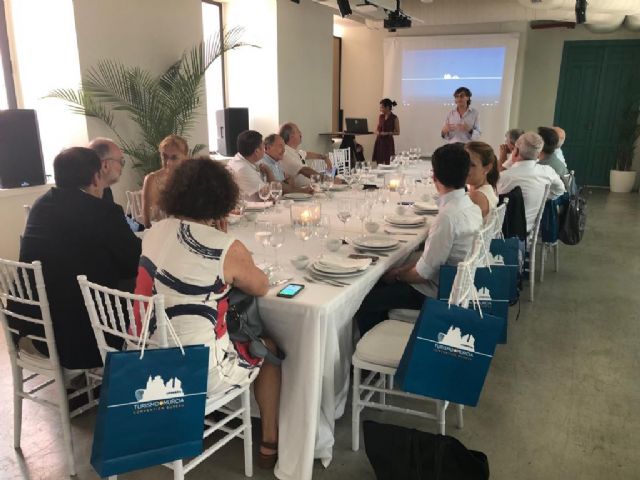 La Oficina de Congresos presenta sus servicios a las sociedades médicas de la Región de Murcia - 2, Foto 2