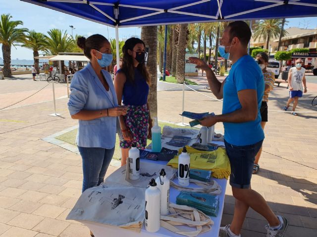 La directora general del Mar Menor, Miriam Pérez presentó en Santiago de la Ribera la campaña de sensibilización Mar Menor 2020 - 5, Foto 5