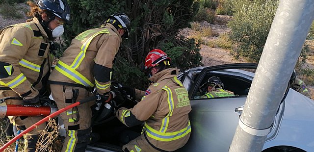 Herido grave el conductor de un turismo accidentado en Lorca - 1, Foto 1