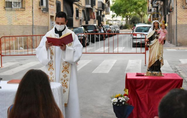 El barrio del Carmen homenajea a su patrona con una misa al aire libre - 5, Foto 5