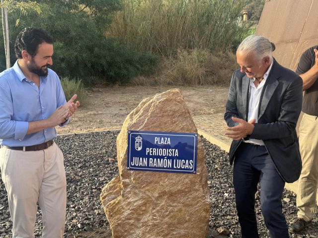 La Unión inaugura la Plaza Periodista Juan Ramón Lucas y estrena la ruta literaria La maldición de la Casa Grande para poner en valor el patrimonio de Portmán - 2, Foto 2