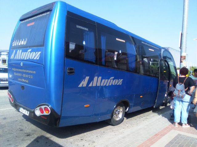 IU-Verdes denuncia hacinamiento y falta de seguridad de los viajeros en la línea de autobús Lorca-CC Almenara - 1, Foto 1