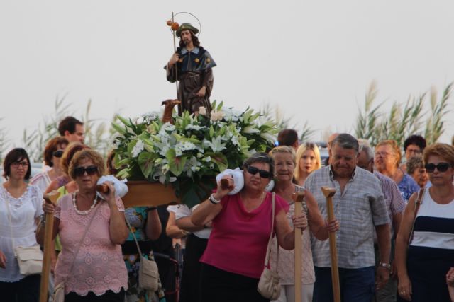 Las fiesta de El Mojón culminan con la procesión de San Roque - 2, Foto 2