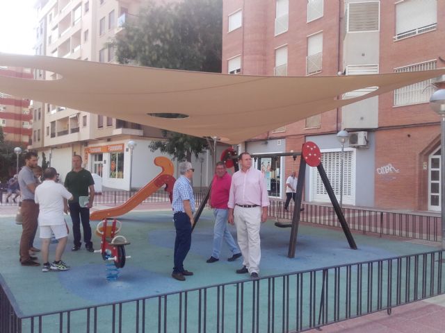 El Ayuntamiento instalará sombraje en las zonas de juegos infantiles del jardín de las Tres Copas, El Ranero y La Tercia - 1, Foto 1