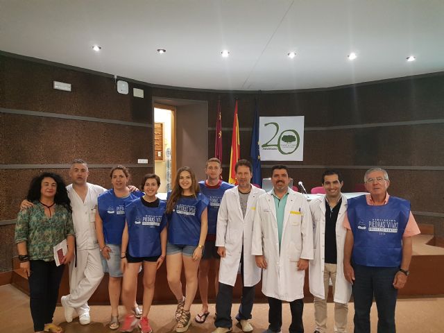 Salud colabora con la asociación ´Piedras Vivas´ para acompañar a enfermos en el hospital de Cieza - 1, Foto 1