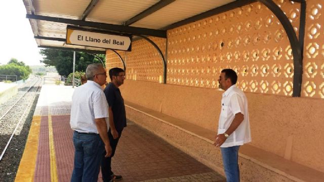 Desarrollo Sostenible acometera obras de urgencia para evitar la entrada de escorrentias al colegio de El Llano del Beal - 1, Foto 1