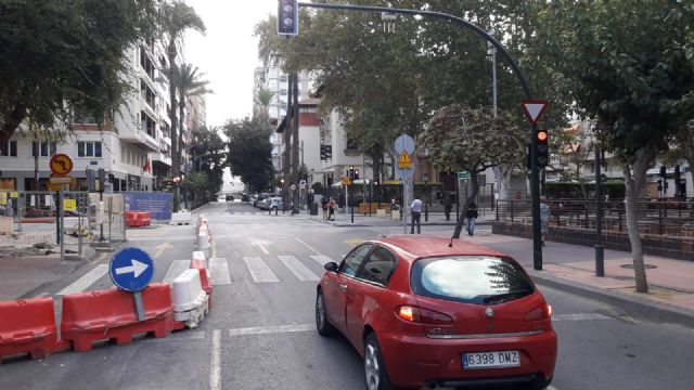 Abierto al tráfico el cruce entre la avenida Gutiérrez Mellado y Jaime I - 1, Foto 1