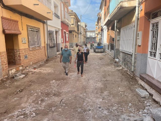 El Ayuntamiento adoquina las calles Mayor Rodrigo de Puxmarin y Palmera de La Raya - 3, Foto 3