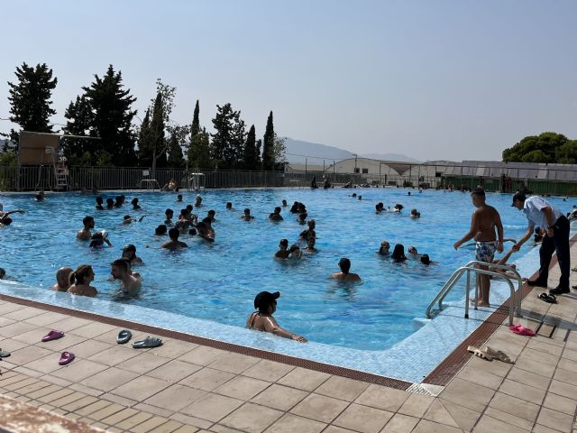 El Gobierno local de Molina de Segura pone a disposición de los vecinos, de forma gratuita, la piscina de El Romeral para combatir la ola de calor - 2, Foto 2