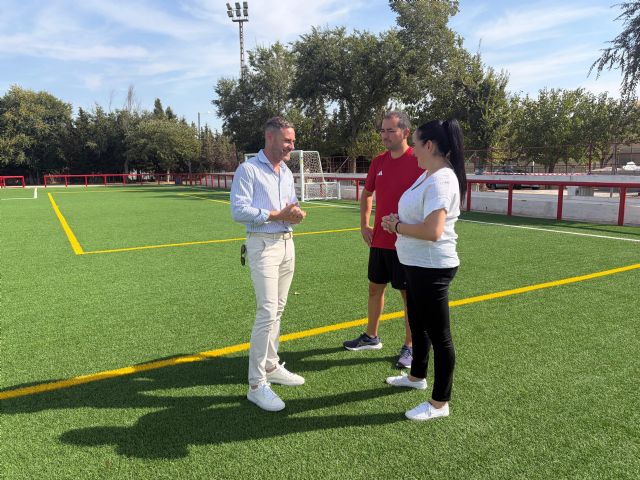 El nuevo sistema de riego del Campo de F�tbol de La Alberca beneficiar� a m�s de 600 deportistas
