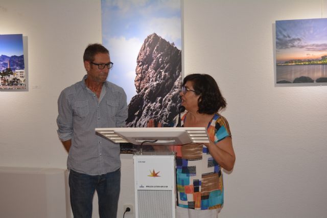 La Casa de Cultura acoge una exposición solidaria de Alukas - 1, Foto 1