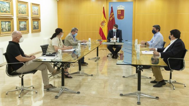 López Miras destaca que el sector primario ha demostrado estar a la altura de las circunstancias - 1, Foto 1