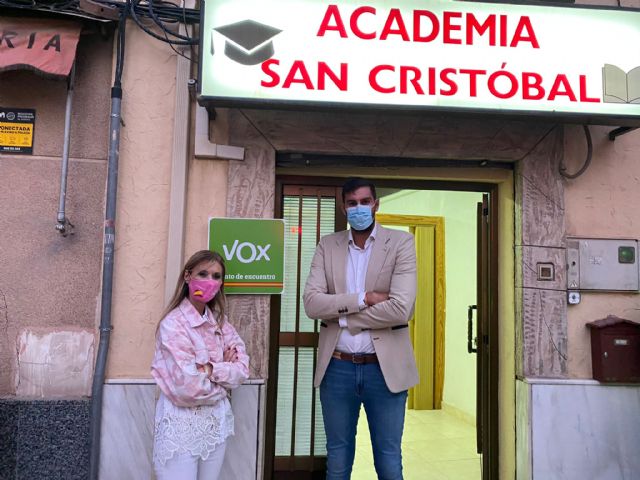 VOX Lorca redoblará los esfuerzos en el barrio de San Cristóbal con un nuevo punto de atención - 1, Foto 1