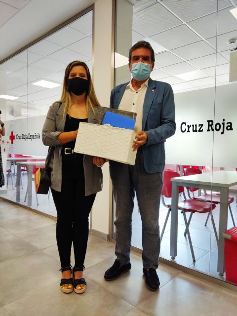 Gerimport dona 1.500 lotes de material escolar para las familias de Cruz Roja Espa&ntilde;ola - 2, Foto 2