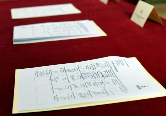 Firmado el convenio colectivo que beneficiará a los más de 3.000 empleados públicos del Ayuntamiento de Murcia - 5, Foto 5