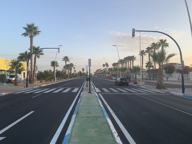 Los vecinos de EuroRoda ya disponen de un semáforo peatonal para cruzar la avenida Cartagena - 1, Foto 1