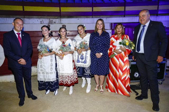 Isabel Franco asiste al pregón de las fiestas patronales de Abarán - 1, Foto 1